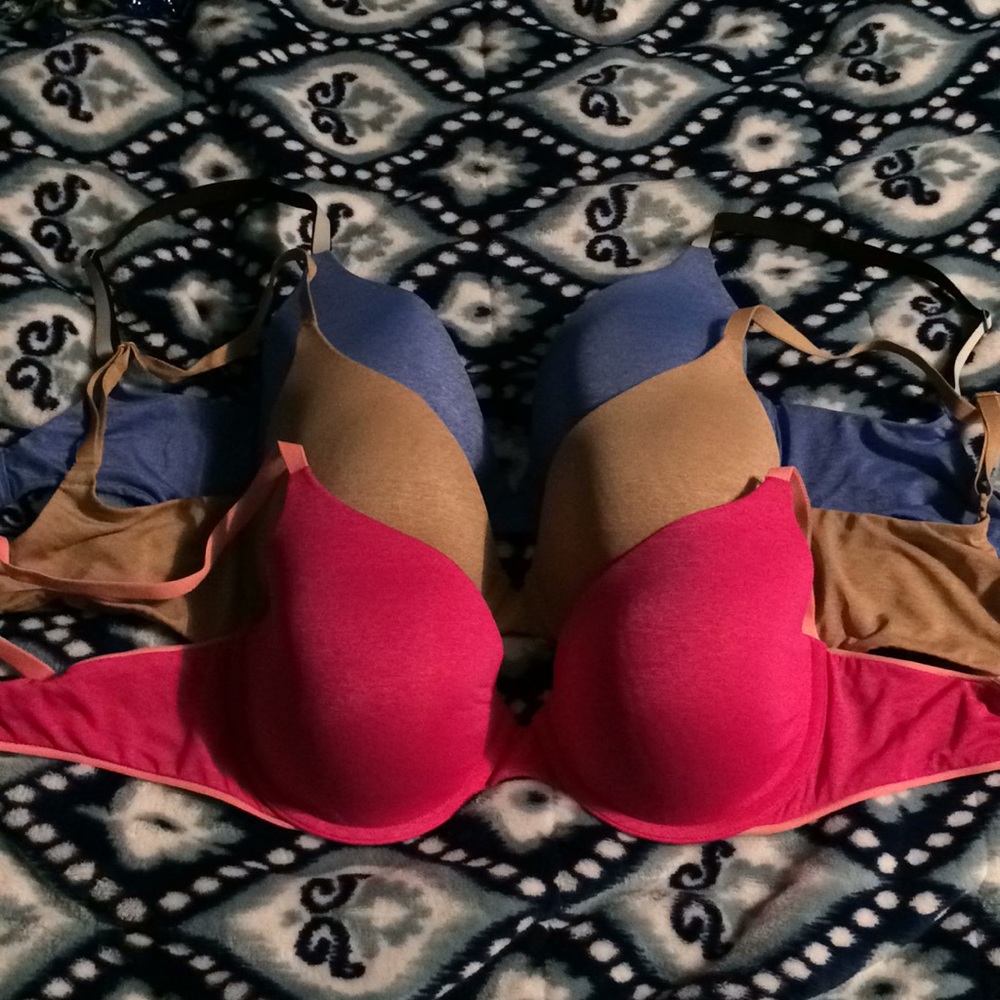 3 VS semi demi uplift bras